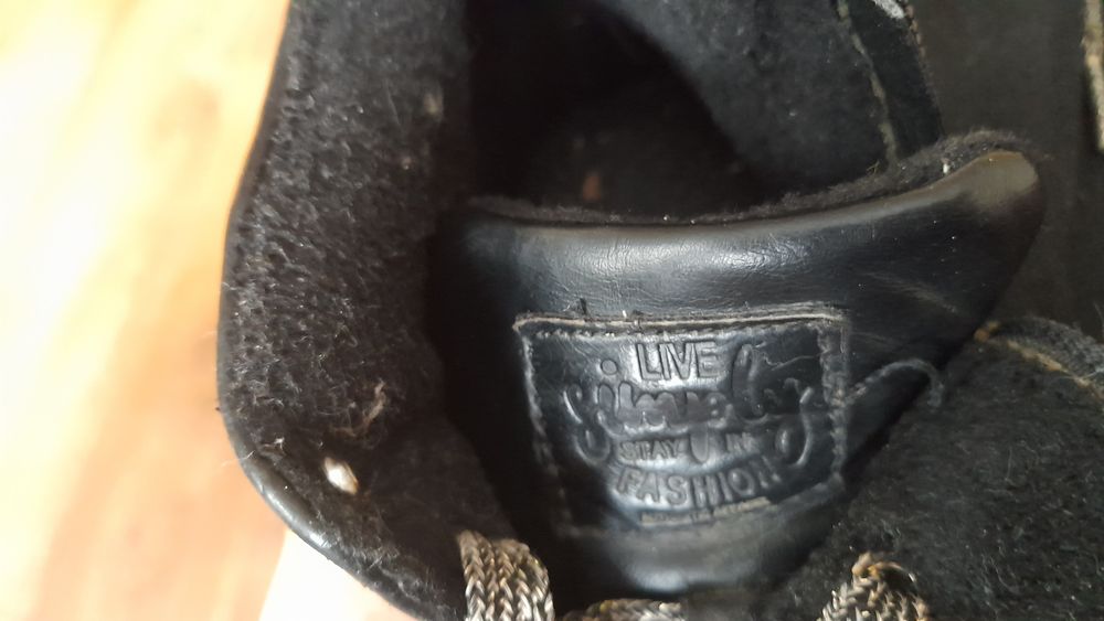 КРоссовки для девочки