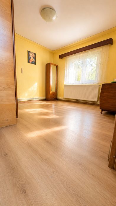 Apartament 2 camere parter înalt, centrala, termopane