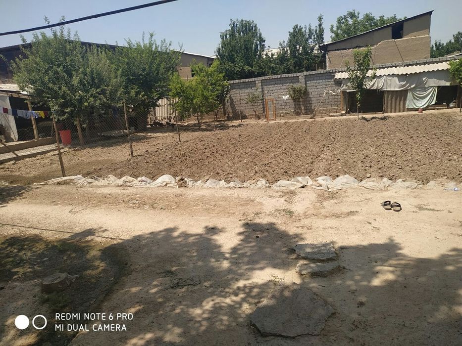 Ховли сотилади 3 кахрамон постдан 2 км ичкарида