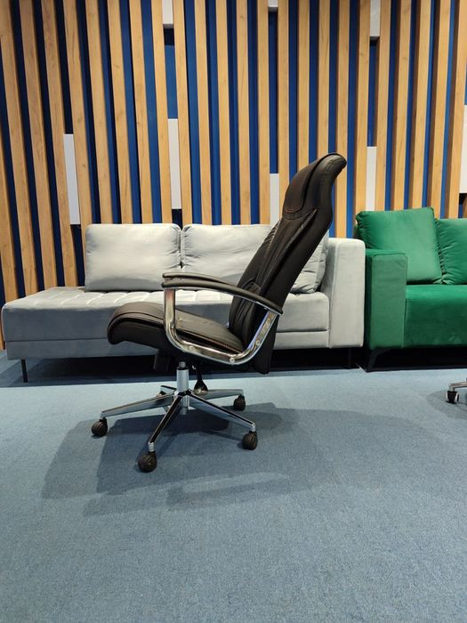 Офисное кресло модель Lenox. Kreslo lenox