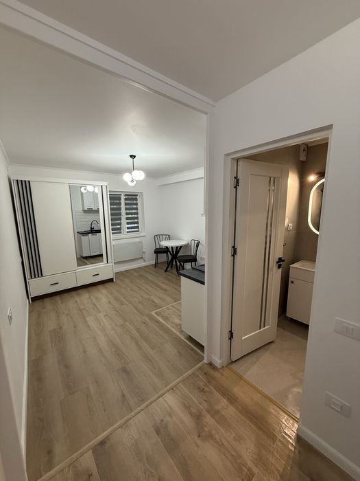 Inchiriez studio finisat  pt sediu firma/birou/beauty/manichiura etc zona N Titulescu