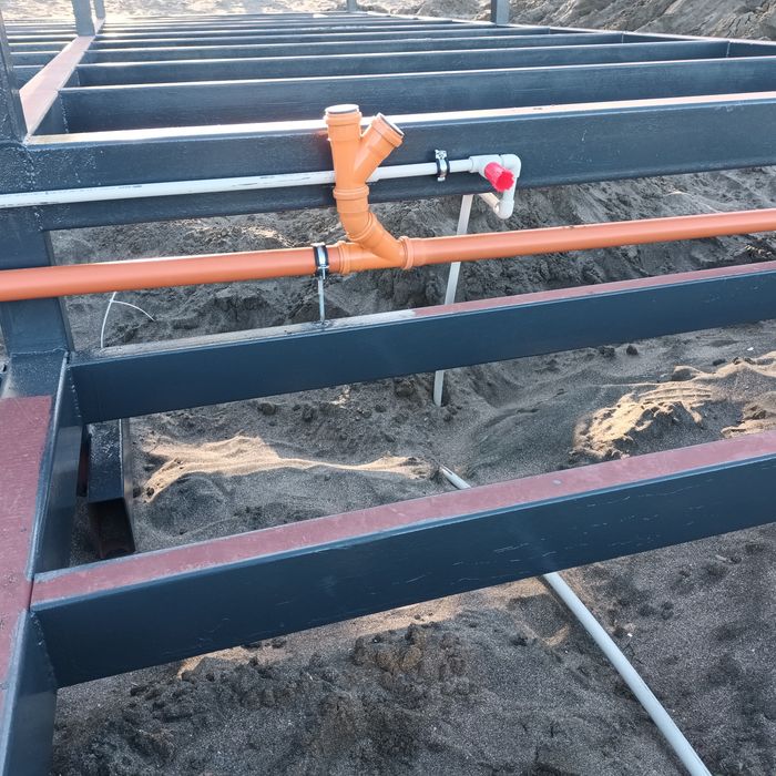 вик услуги бургас- водопроводчик бургас  Аварии Денонощно 24/7 Водомер