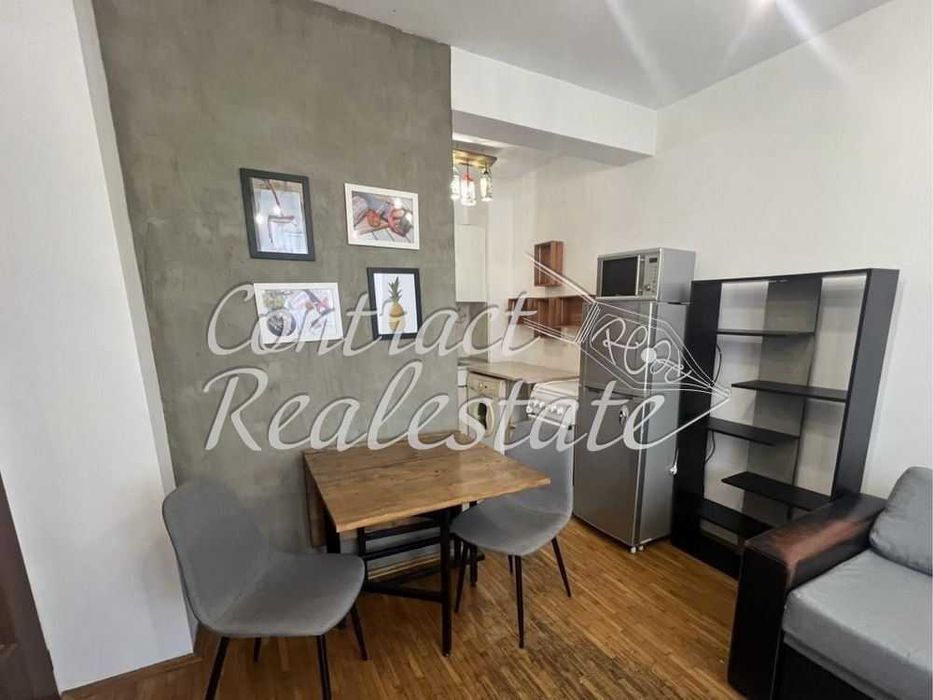 Дава се под наем Двустаен апартамент в Варна, Колхозен пазар - 50 кв.м за 382.5 € - Снимка #1