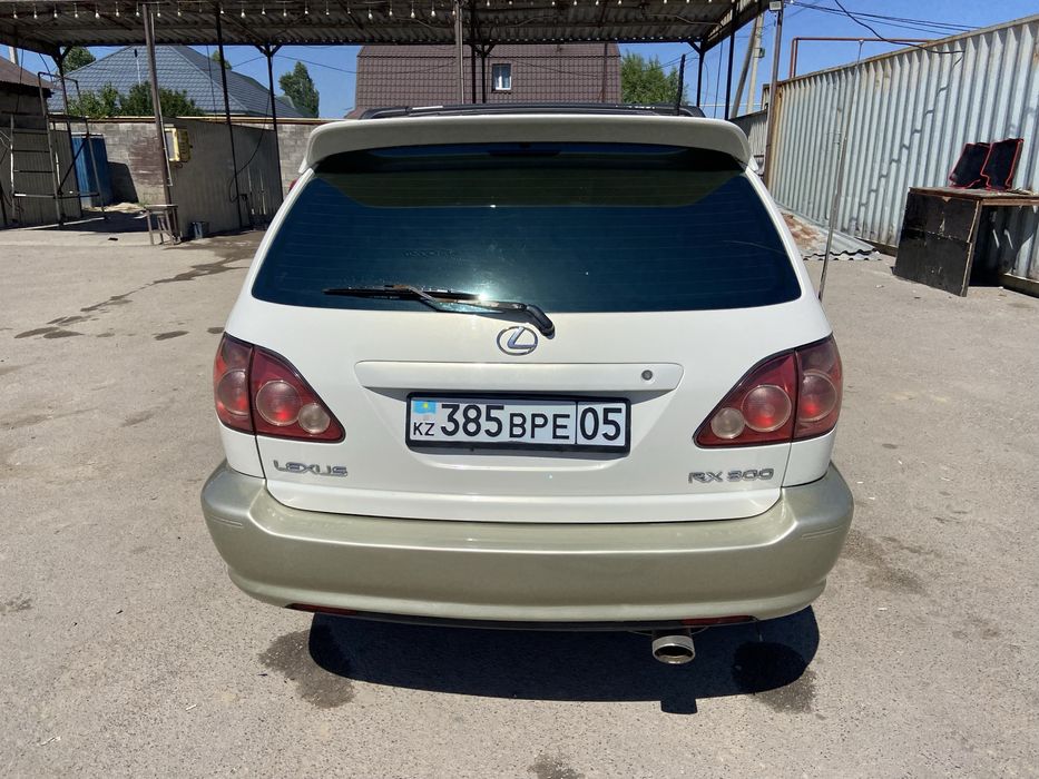 Lexus rx 300 в отлином состоянии