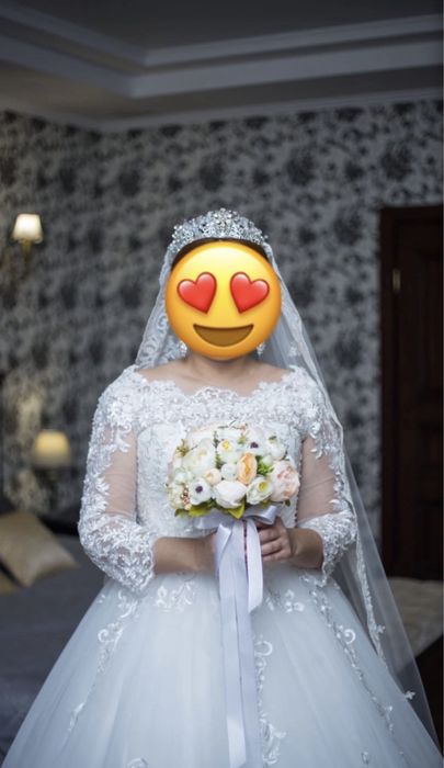 Свадебное платье