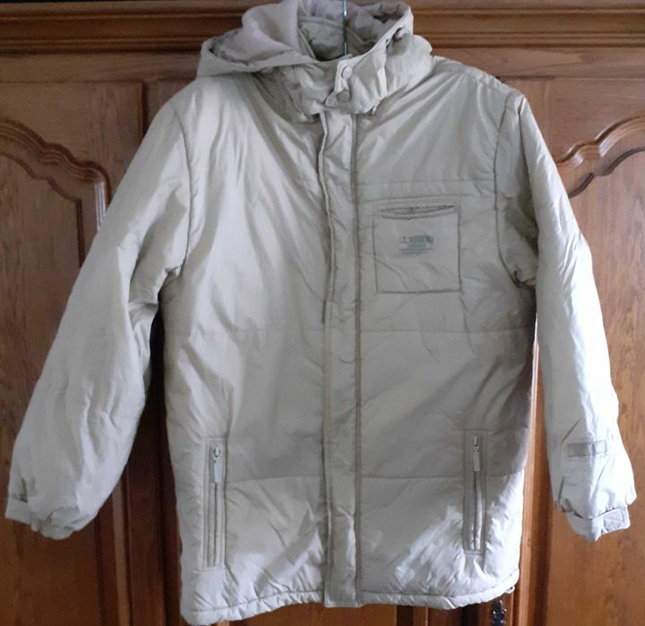 Geaca WAIKIKI (varsta 14 ani/inaltime 164 cm) noua