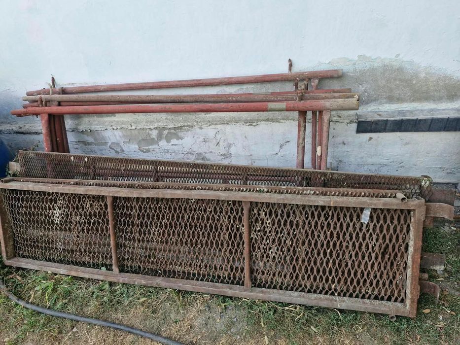 Продаю строительные леса с трапом