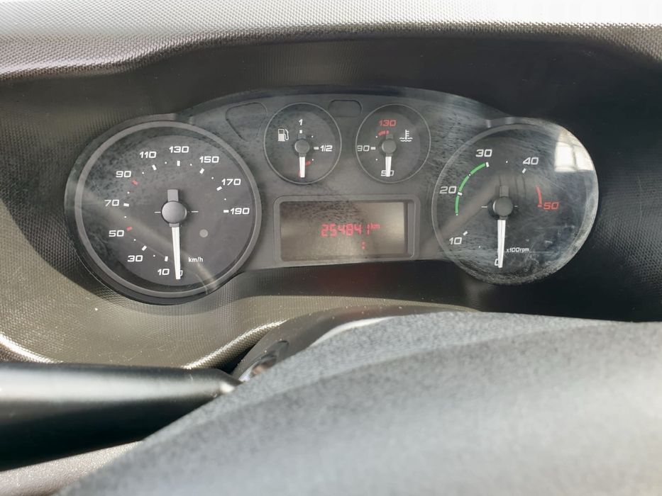 Iveco Daily 35c13, 2016 basculabil pe trei parti