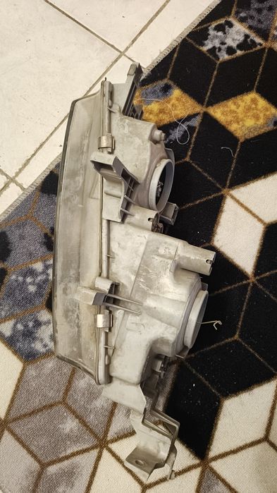 Хонда Аккорд фара