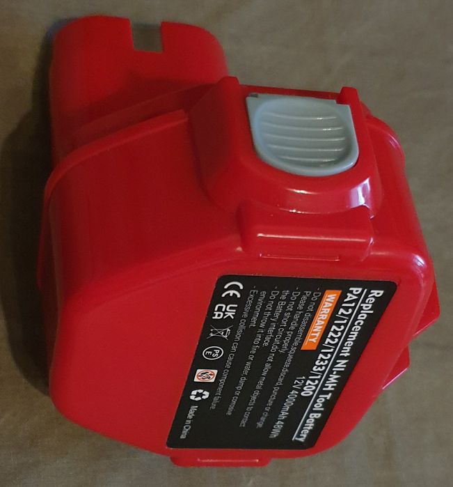 Makita 12V 4000mA батерия