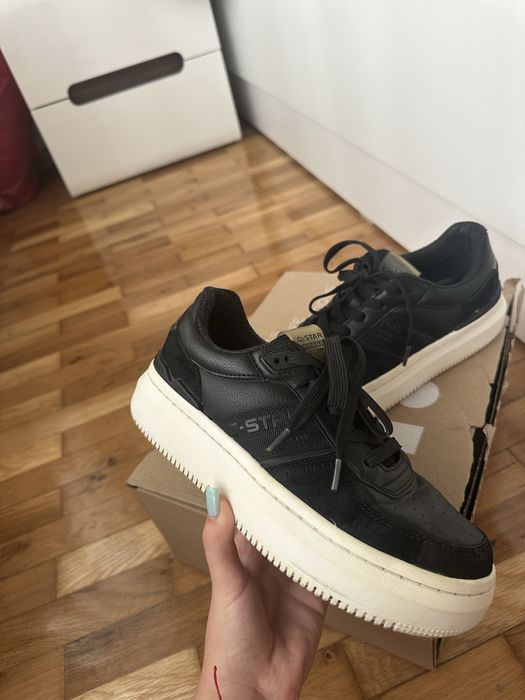 Дамски обувки кецове