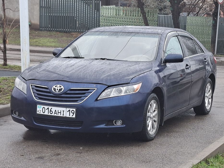 Продам камри 40.