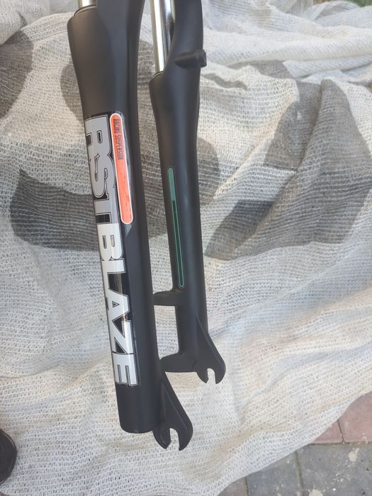 Furca bicicleta RST Blaze 27.5