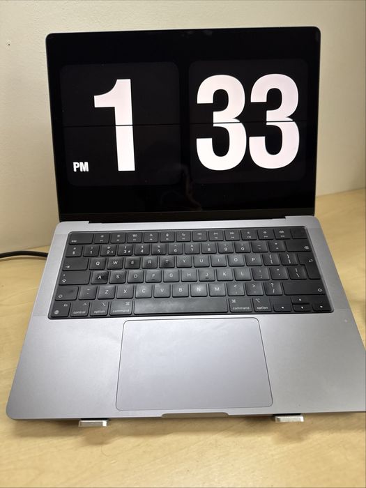 Macbook Pro 14 M1 pro 32/512