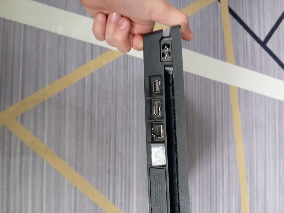 Продам пс 4 Слим/1тб