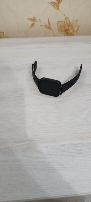 Часы от редми зарядка есть каропки нету