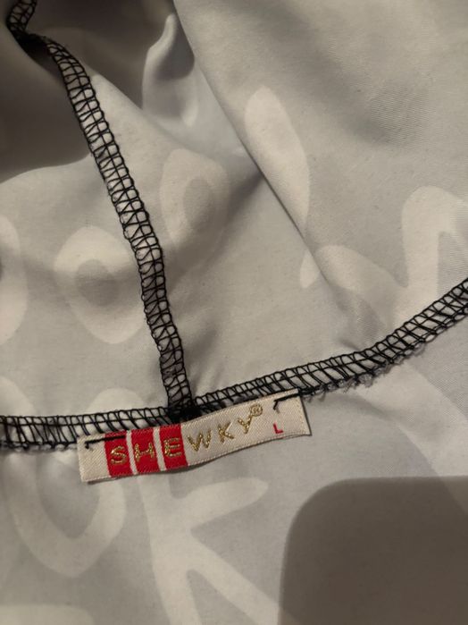 Дамска ветровка-