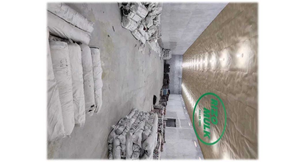 ХХХ  продается склад Янги йул  бетонка юзида  21 сот. цена 410000