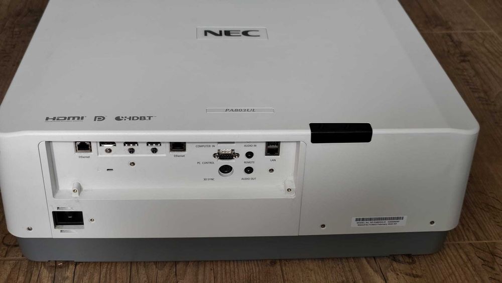 Videoproiector NEC PA803UL Laser, Profesional | 8000 lumeni ! | FullHD, WUXGA 1920x1200, 4k