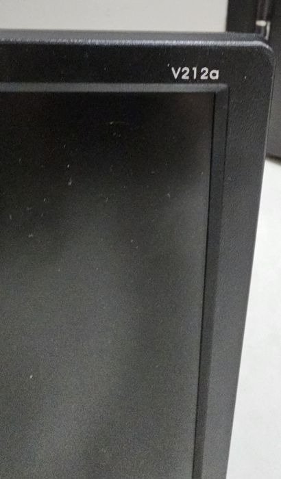 Монитор HP V212a