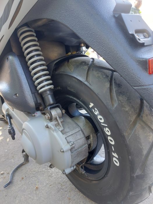 Vând Piaggio tiphoon.