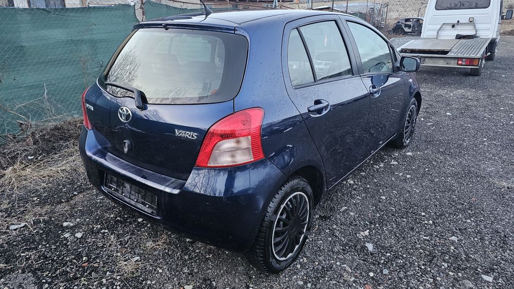 Toyota Yatis  1.0 Benzină   An 2006