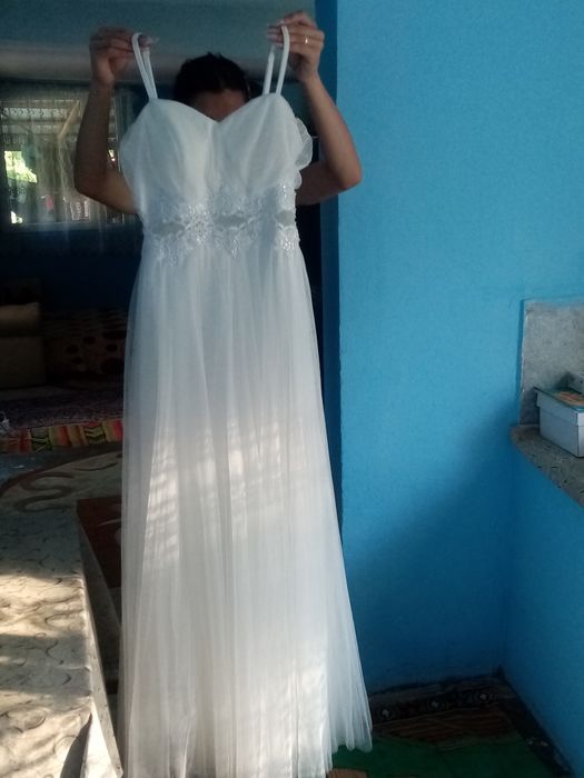 Rochie mireasa purtata o sigură data stare foarte buna