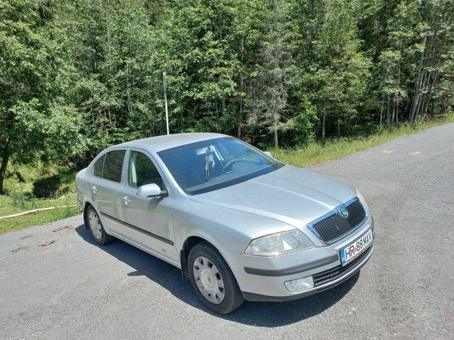 Vând Skoda Octavia 2 1.6 mpi