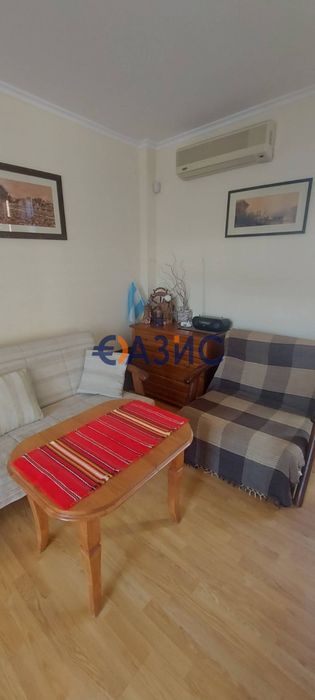 Продава се Тристаен апартамент в к.к. Слънчев бряг - 67 кв.м за 1120 €/кв.м - Снимка #12