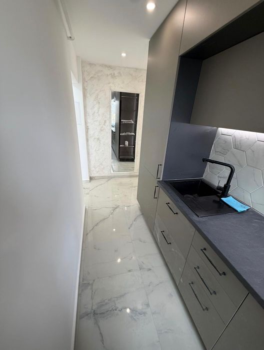 Apartament  cu 3 camere de închiriat