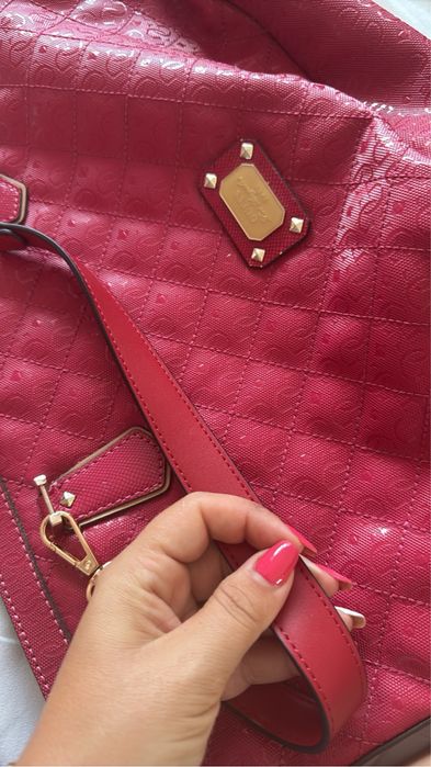 Geanta guess superba