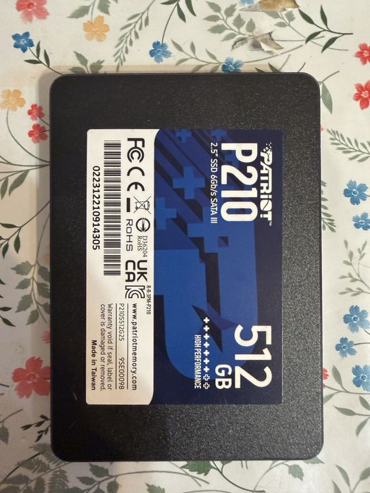 SATA SSD накопитель 512гб