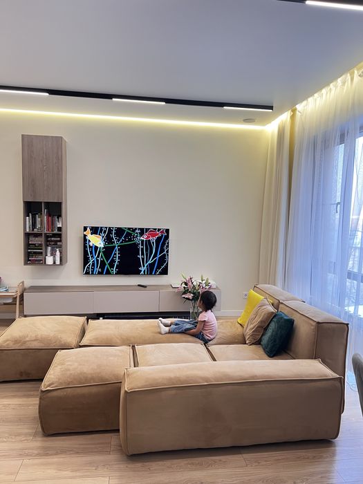 Продам дизайнерский диван