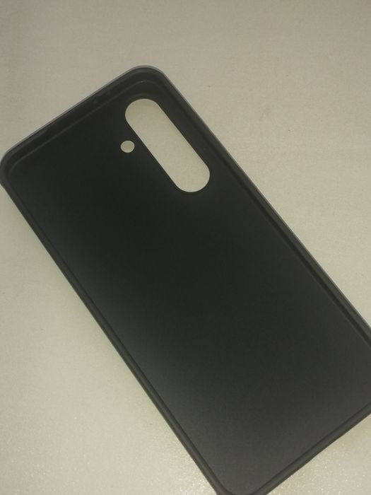 Samsung S24 FE продам