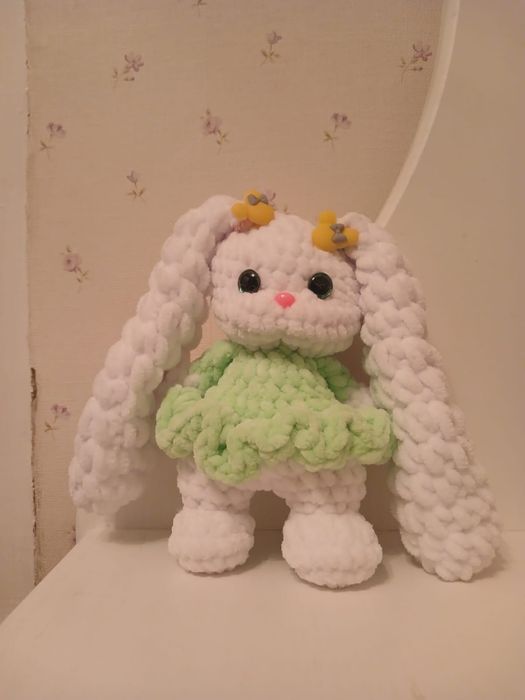 Продам вязаные игрушки.