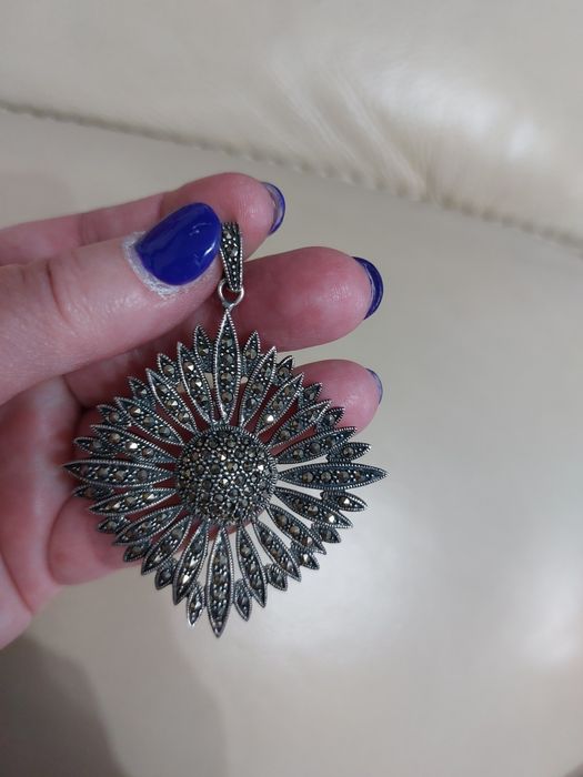 Pandant superb, masiv din argint 925 si marcasite