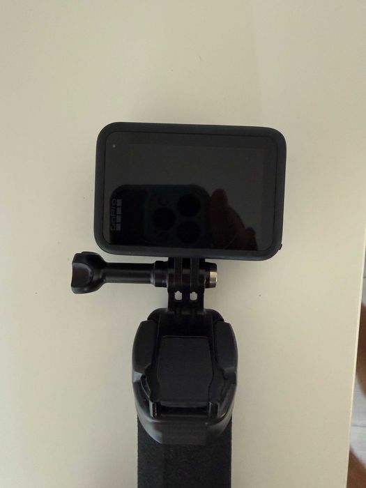 GoPro HERO10 Black + 2 baterii Enduro, încărcător, card și accesorii