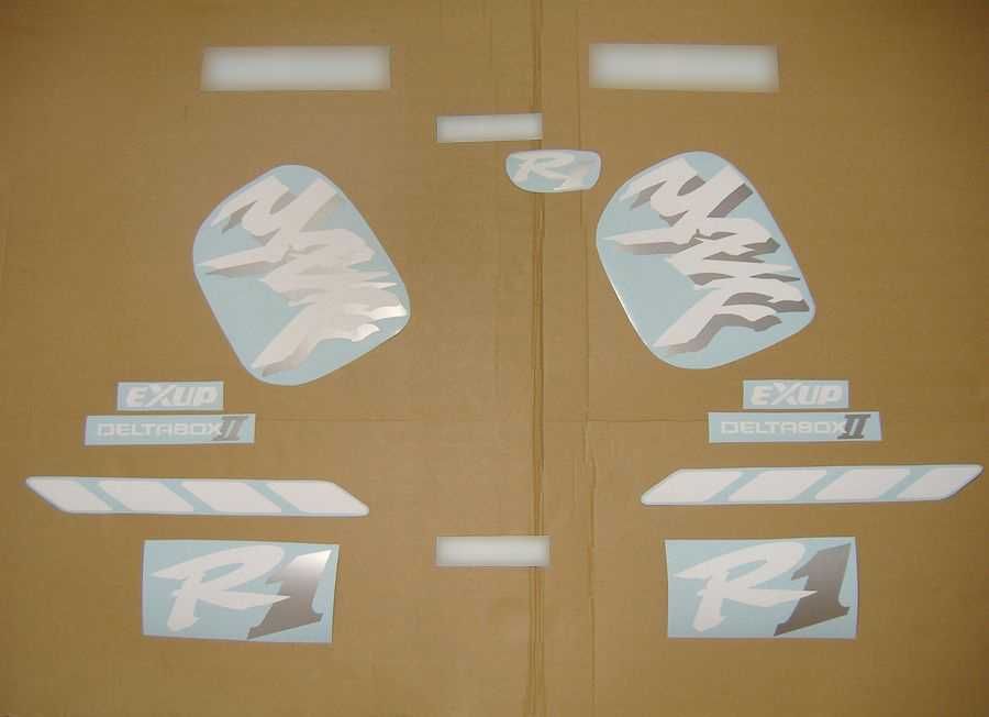 Стикери Yamaha R1 1-во поколение 1998г-2001г лепенки Ямаха р1 rn04