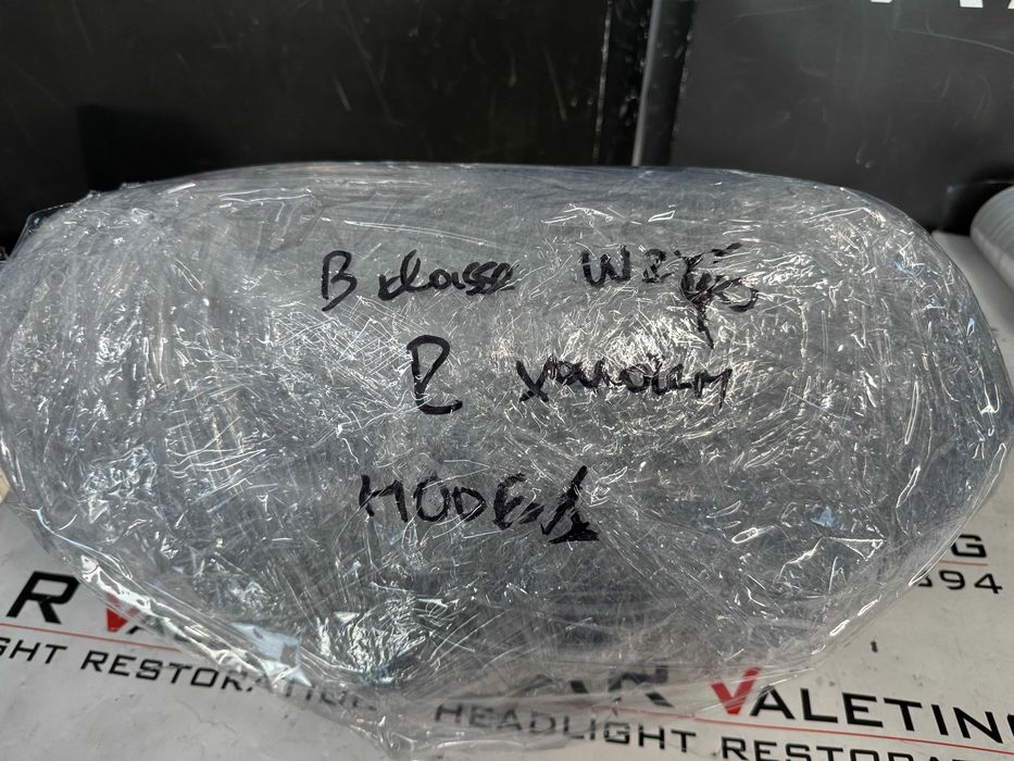 Фарове фар десен Mercedes B class 246 farove far Мерцедес Б 246