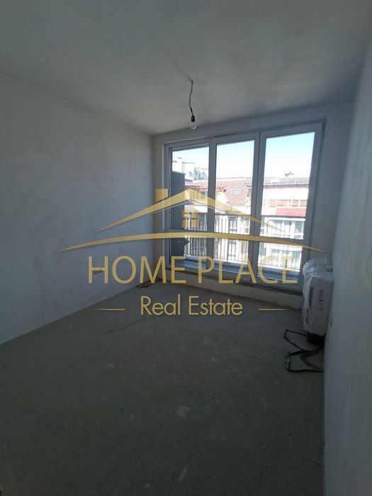 Тристаен апартамент – Левски 1