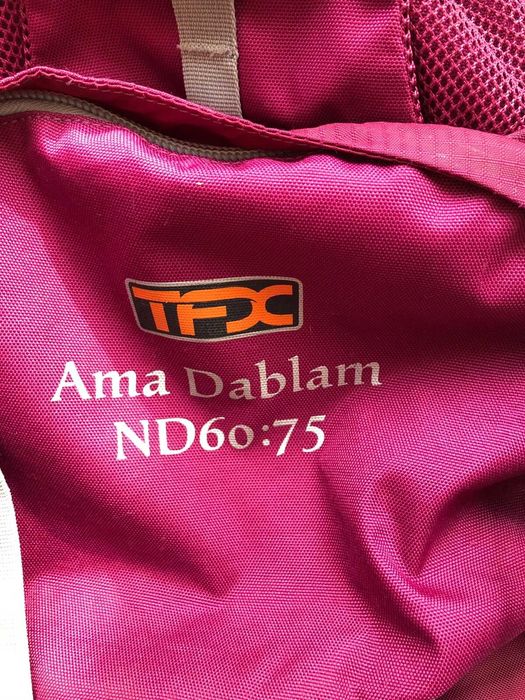 Rucsac Lowe Alpine, model Ama Dablam pt femei 60/75l