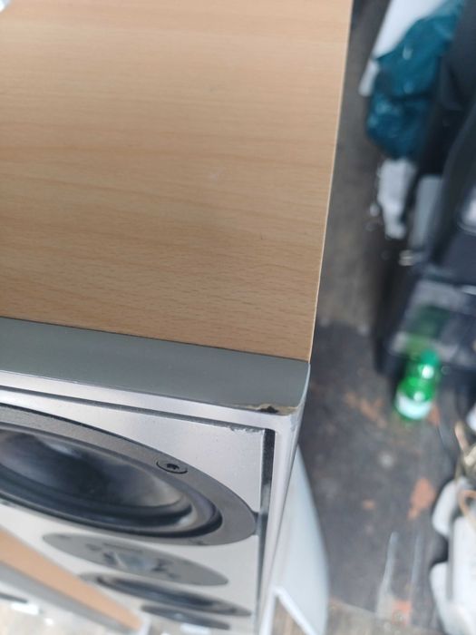 Тонколони CANTON LE 207