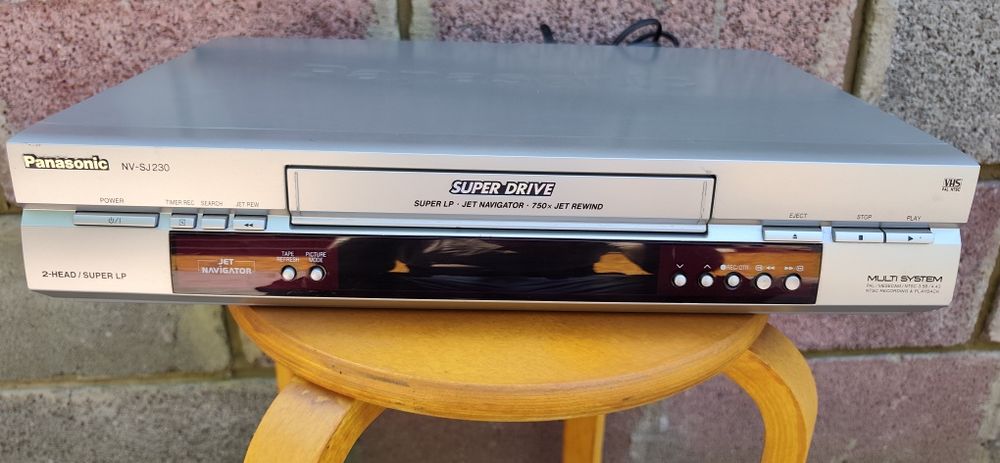 Видеомагнитофон полный панасоник