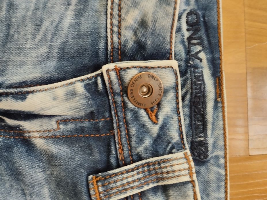 Дамски дънкови къси панталони Only и Gaudi