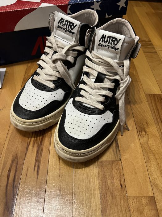 AUTRY Super Vintage 40 номер дамски кецове