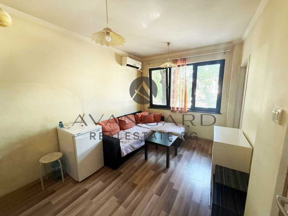 оф.24043 Двустаен обзаведен/ Център