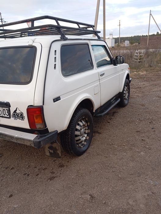 Нива на полном ходу