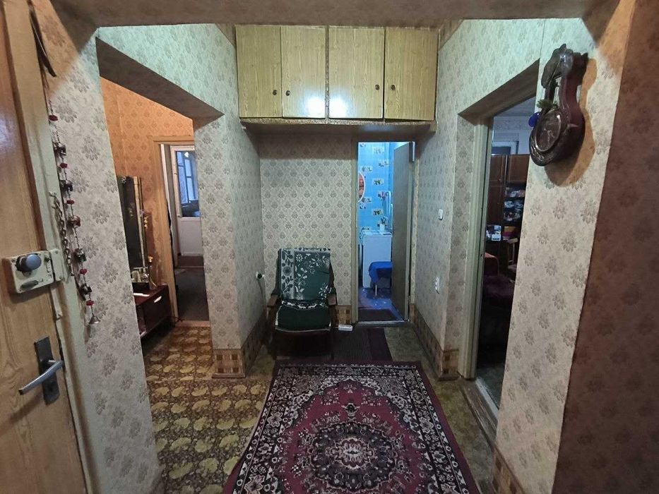 Sotiladi 3 xona 87 m2 kvartira Sebzor, Ganga, G Gulom metro bekati.