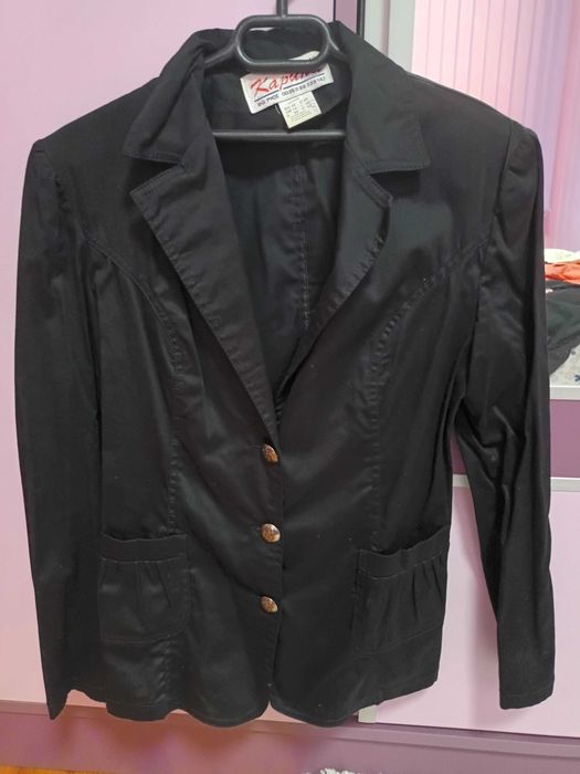 Сака и връхни дрехи на ниски цени