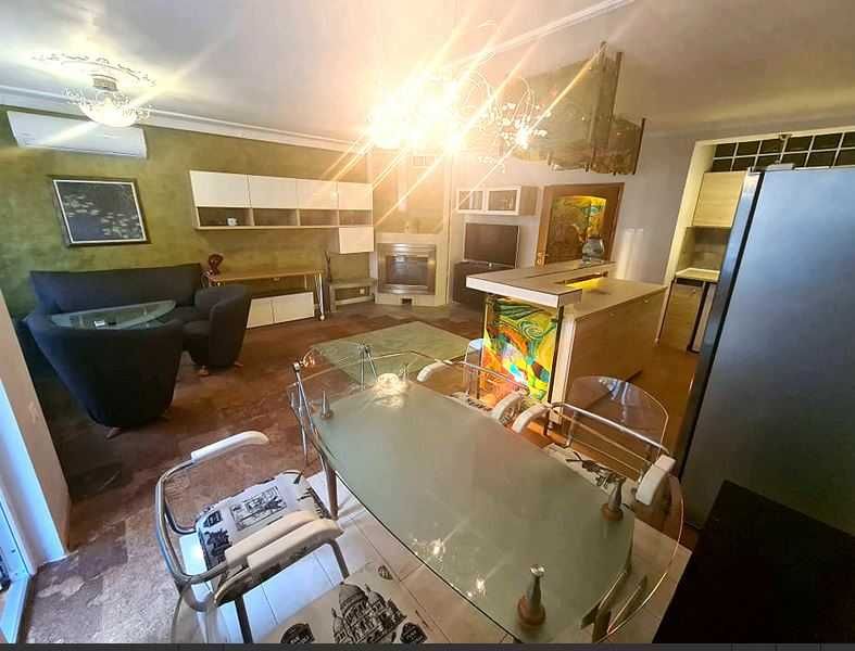 Дава се под наем Тристаен апартамент в Бургас, Възраждане - 110 кв.м за 382.5 € - Снимка #2